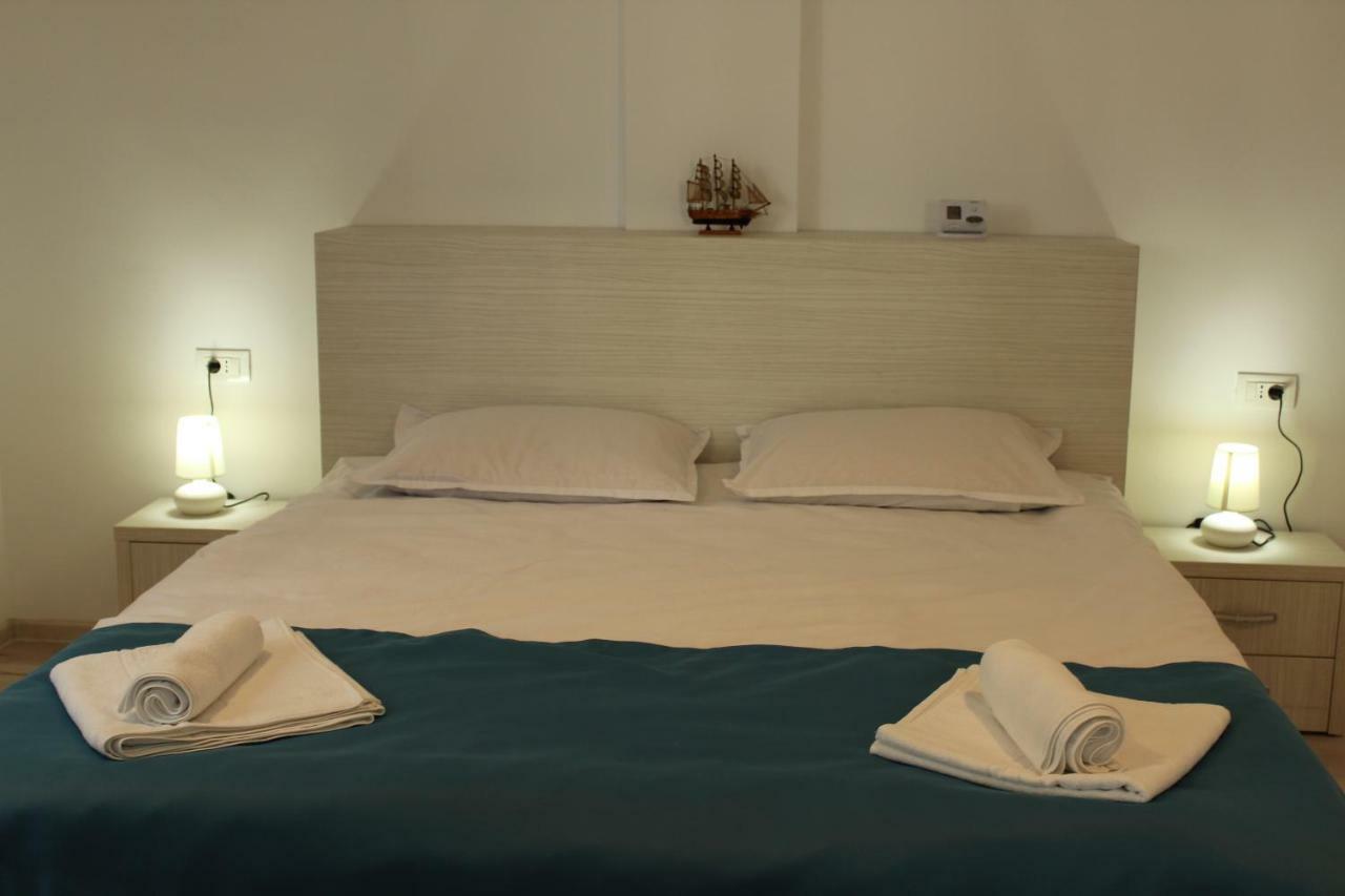 Apartament One Kazeboo Năvodari Eksteriør bilde